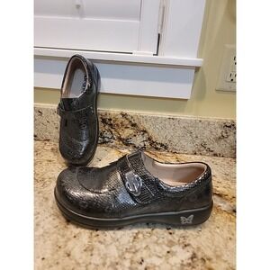 Alegria By PG Lite Shoes Khloe Gray Snakeskin Clogs Leather Women's 41 US 10.5